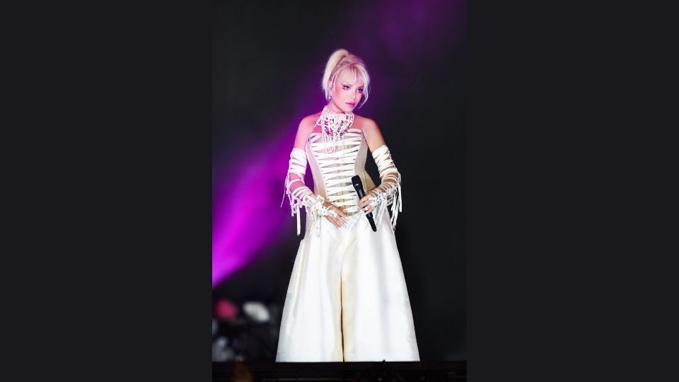 Süper Star Ajda Pekkan, İstanbul Festivali’ni Yakıp Geçti — Basın Bülteni 2026