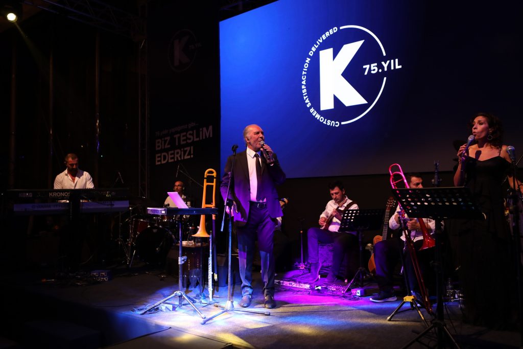 KINAY, 75. KURULUŞ YIL DÖNÜMÜNÜ KUTLADI