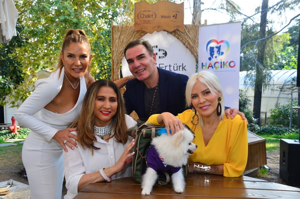 ÜNLÜ MARKANIN ÇANTALARI HAÇİKO İÇİN SATILDI