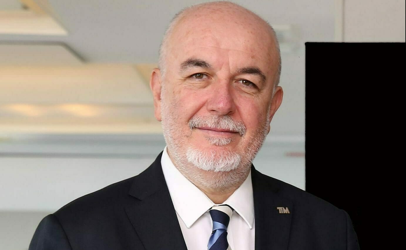 mucevherihracatcilaribirligi_baskani_mustafakamar
